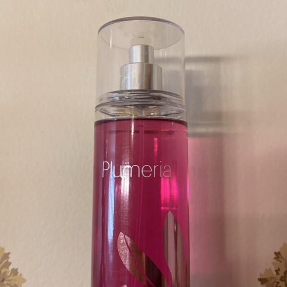 Bath & Body Works Signature Plumeria Fragrance Mist 8 oz Retired Discontinued - Picture 8 of 8